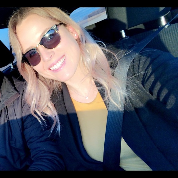 Meet your Posher, Sarah - Picture 1 of 1